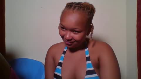 Snapshot of browny_candyz chatting on 01-14-25, 12:14 Tracy online show from 01-14-25, 12:14