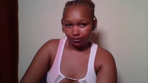 Snapshot of browny_candyz chatting on 01-17-25, 01:36 Tracy online show from 01-17-25, 01:36