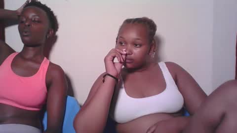 Snapshot of browny_candyz chatting on 01-19-25, 02:17 Tracy online show from 01-19-25, 02:17