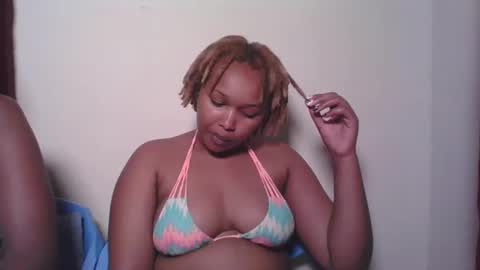 Snapshot of browny_candyz chatting on 01-24-25, 02:41 Tracy online show from 01-24-25, 02:41