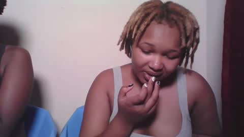 Snapshot of browny_candyz chatting on 01-26-25, 10:23 Tracy online show from 01-26-25, 10:23