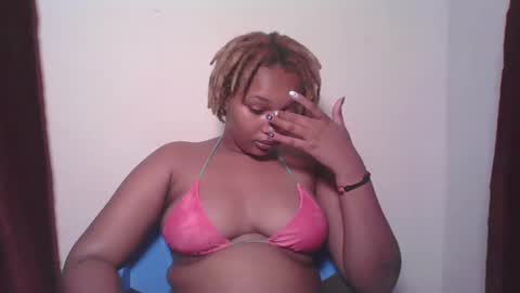 Snapshot of browny_candyz chatting on 01-29-25, 02:53 Tracy online show from 01-29-25, 02:53