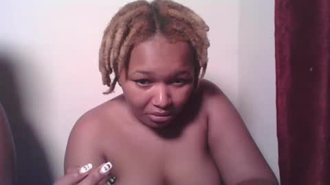 Snapshot of browny_candyz chatting on 02-02-25, 04:15 Tracy online show from 02-02-25, 04:15
