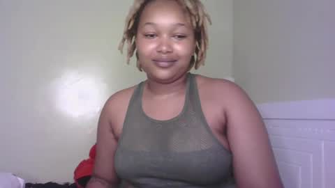 Snapshot of browny_candyz chatting on 02-16-25, 11:16 Tracy online show from 02-16-25, 11:16