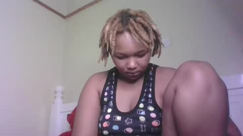 Snapshot of browny_candyz chatting on 02-20-25, 09:33 Tracy online show from 02-20-25, 09:33