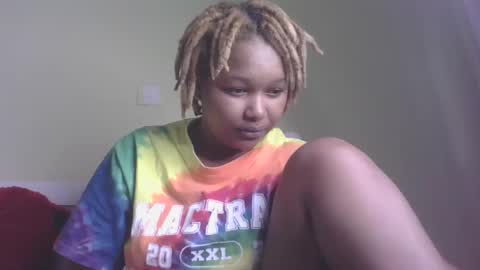 Snapshot of browny_candyz chatting on 02-26-25, 02:14 Tracy online show from 02-26-25, 02:14