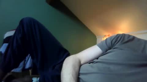Snapshot of brtbrlss chatting on 04-26-26, 10:35 brtbrlss online show from 04-26-26, 10:35