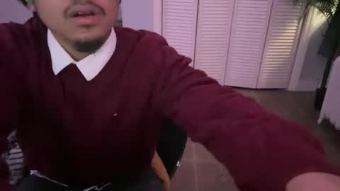 Snapshot of bruce370682 chatting on 03-19-26, 09:08 bruce370682 online show from 03-19-26, 09:08