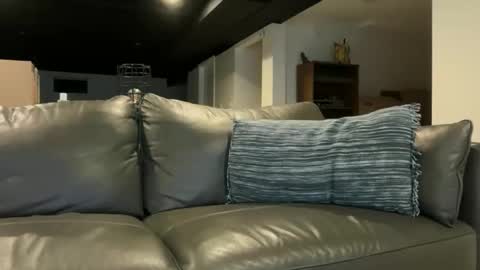 Bruce online show from 05-05-26, 03:58