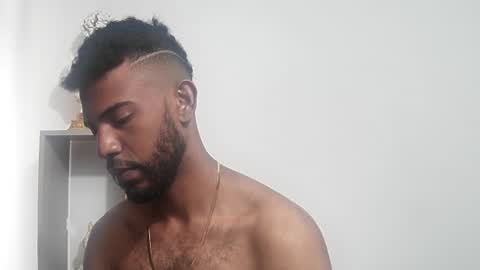 bruce_1111 online show from 06-19-26, 02:54