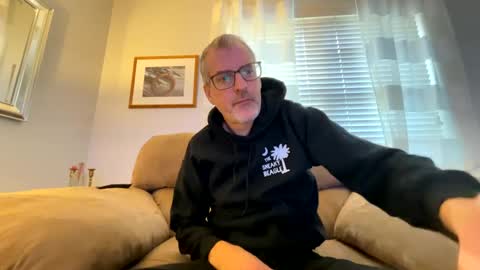 Bruce online show from 12-17-24, 03:39