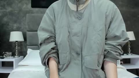 Bruce Hans online show from 10-15-25, 11:32