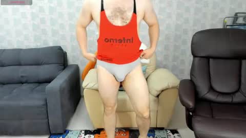 Snapshot of bruce_wayne94 chatting on 08-06-26, 11:34 Bruce Wayne94 online show from 08-06-26, 11:34