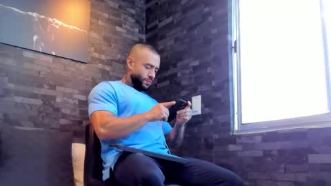 Snapshot of brucedallas chatting on 10-02-25, 10:06 brucedallas online show from 10-02-25, 10:06