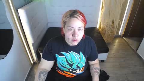 Bruja SCarlata online show from 01-15-26, 10:53