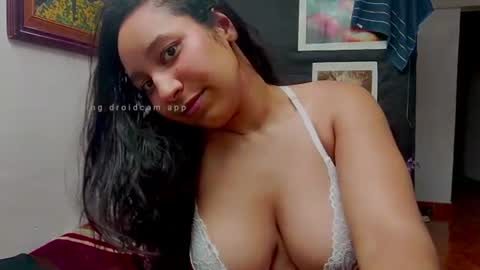 Snapshot of brujoreal1987 chatting on 06-19-26, 05:34 Sex machine online show from 06-19-26, 05:34