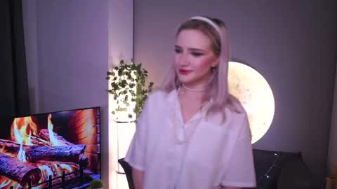 Doris online show from 12-04-25, 08:28