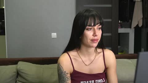 Snapshot of brunette_from_the_moon chatting on 01-14-25, 09:51 Alice online show from 01-14-25, 09:51