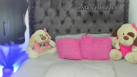 Snapshot of brunettesexy36578 chatting on 10-17-25, 10:01 lizathomson online show from 10-17-25, 10:01