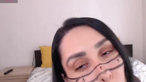 Snapshot of brunettgirl_ chatting on 05-12-26, 09:28 Ellis online show from 05-12-26, 09:28