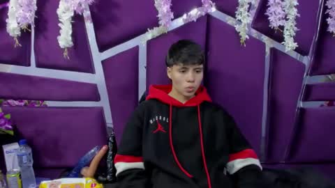 Snapshot of bruno_cruz chatting on 02-01-26, 02:10 Bruno Cruz online show from 02-01-26, 02:10