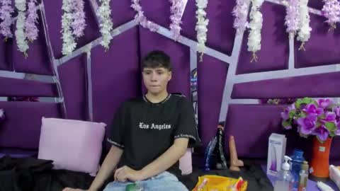 Snapshot of bruno_cruz chatting on 02-18-26, 02:40 Bruno Cruz online show from 02-18-26, 02:40