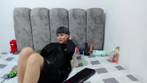 Bruno Cruz online show from 04-25-26, 02:47