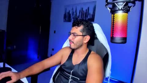 Bruno online show from 01-05-25, 03:43