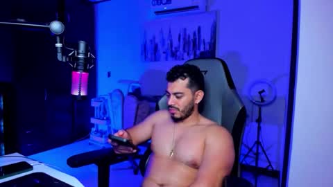 Bruno online show from 04-30-26, 04:19