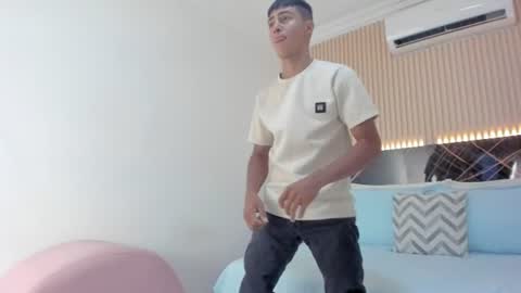 Bruno online show from 06-20-26, 07:16