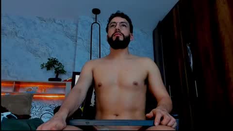 Andres Suarez online show from 03-09-25, 05:06