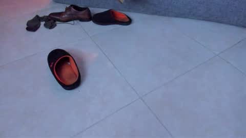 Snapshot of bruno_woods chatting on 12-16-25, 12:59 Andres Suarez online show from 12-16-25, 12:59