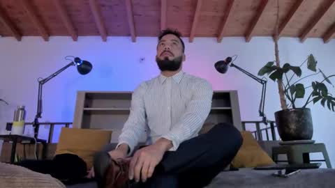 Snapshot of bruno_woods chatting on 03-07-26, 03:09 Andres Suarez online show from 03-07-26, 03:09