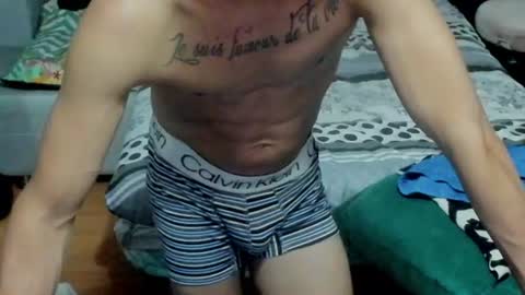 Snapshot of brunocuttie94 chatting on 07-07-26, 10:47 Join my fan club here 150 tokens a month online show from 07-07-26, 10:47