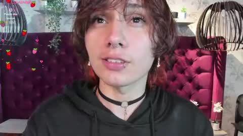 Snapshot of brunodeluca_ chatting on 08-09-26, 03:44 Bruno online show from 08-09-26, 03:44