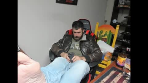 Snapshot of brutalmaster1983 chatting on 01-21-25, 04:43 BRUTALMASTER1983 online show from 01-21-25, 04:43