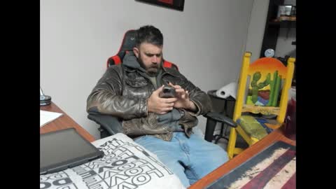 Snapshot of brutalmaster1983 chatting on 02-11-25, 06:55 BRUTALMASTER1983 online show from 02-11-25, 06:55