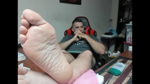 Snapshot of brutalmaster1983 chatting on 05-06-26, 05:46 BRUTALMASTER1983 online show from 05-06-26, 05:46