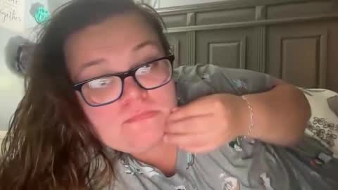 Desiree online show from 02-08-26, 05:55