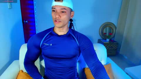 Snapshot of bryan_boy_ chatting on 05-14-26, 01:34 bryan online show from 05-14-26, 01:34