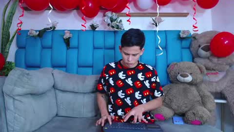 Snapshot of bryan_hotty chatting on 02-13-26, 11:06 Bryan online show from 02-13-26, 11:06