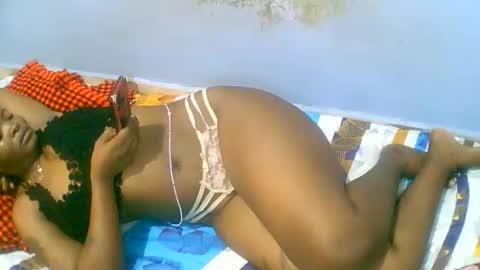 Snapshot of bryvanna_sweet chatting on 04-23-26, 01:51 dee online show from 04-23-26, 01:51