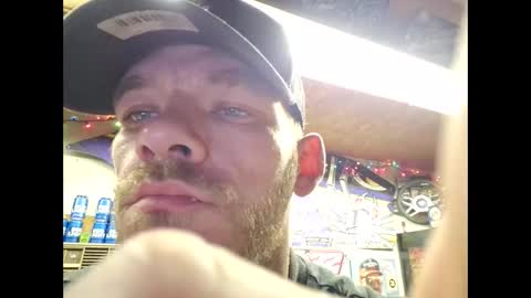 Snapshot of btown3095 chatting on 09-28-25, 10:15 btown3095 online show from 09-28-25, 10:15