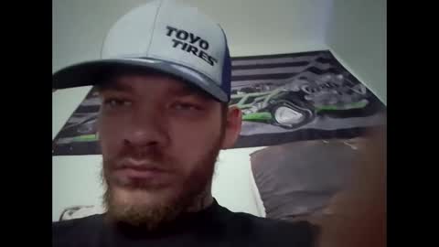 Snapshot of btown3095 chatting on 01-11-26, 08:25 btown3095 online show from 01-11-26, 08:25