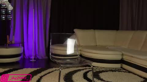 Bubble  gum  online show from 02-10-25, 01:24