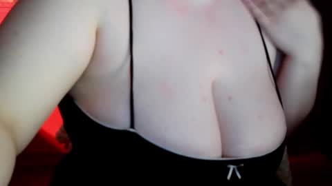 Snapshot of bubble_bambam chatting on 01-17-26, 03:17 Nancy 3 online show from 01-17-26, 03:17