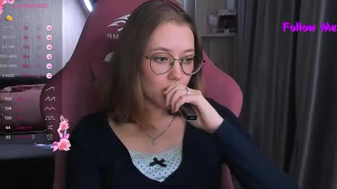 Snapshot of bubble_bunny chatting on 02-06-25, 10:00 Ruby online show from 02-06-25, 10:00