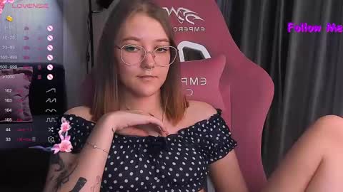 Snapshot of bubble_bunny chatting on 02-27-25, 01:16 Ruby online show from 02-27-25, 01:16