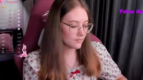 Snapshot of bubble_bunny chatting on 10-13-25, 11:16 Ruby online show from 10-13-25, 11:16