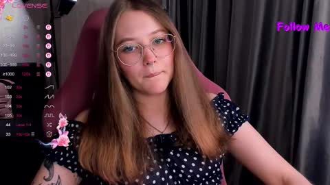 Snapshot of bubble_bunny chatting on 11-26-25, 11:17 Ruby online show from 11-26-25, 11:17